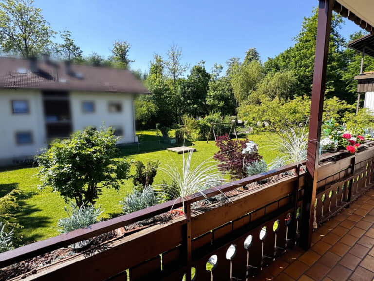 Aussicht Balkon auf Garten