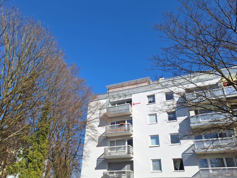 Sonniger Westbalkon, mit Blick ins Grüne
